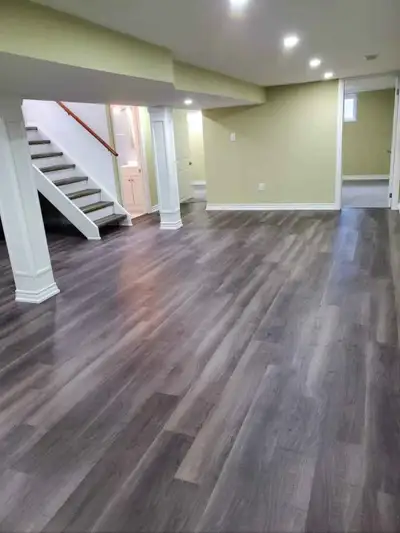 PLEASE READ THE FULL DESCRIPTION PRIOR TO MESSAGING: 5 Fairway St South is a bright and beautiful ra...