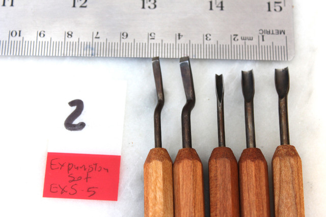 Two Sets of Dockyard U.S.A Micro Carving Tools in Hand Tools in Ottawa - Image 3
