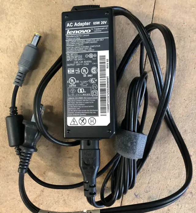 Laptop Chargers / Notebook Power Adapters in Laptop Accessories in London - Image 2