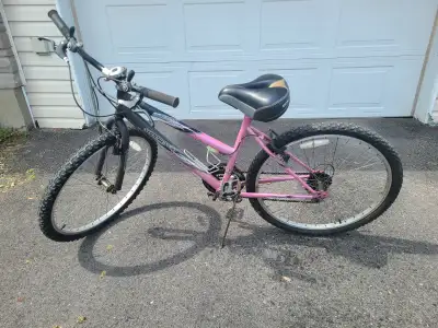Mountain Bike / Bicycle (Algonquin College / Sportsplex Area), View more