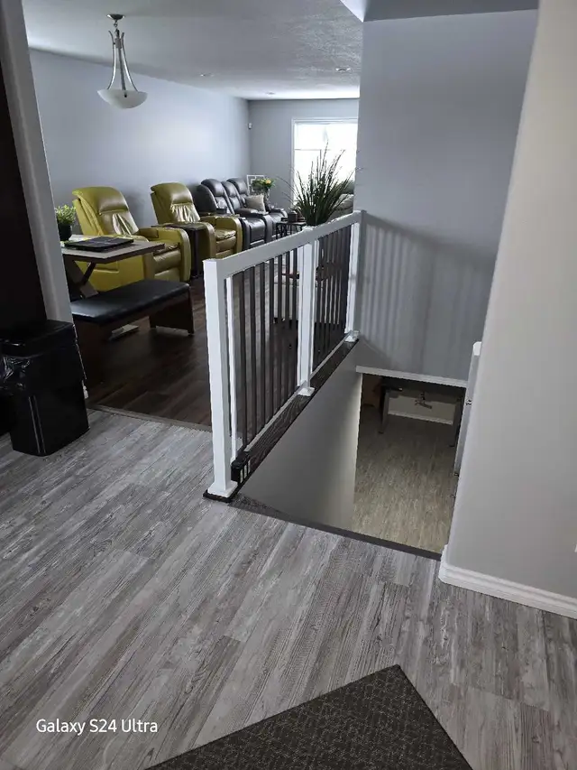 DUPLEX FOR SALE BY OWNER - (Presently) Yorkton Sk in Houses for Sale in Regina - Image 5