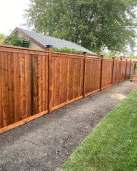  Wood Fence builder  (R.H.S fences)