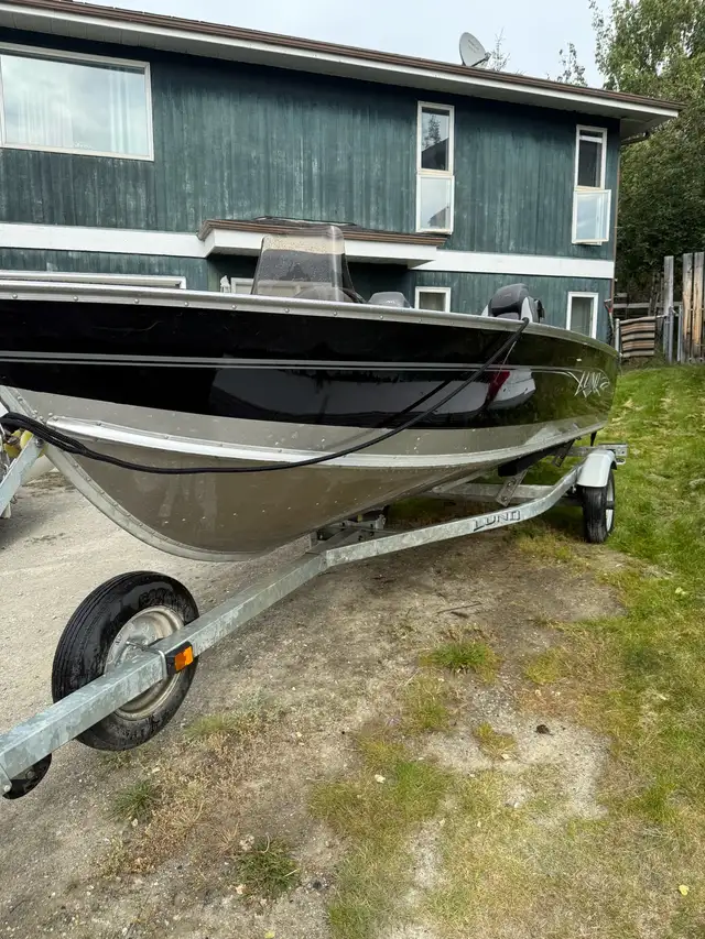 2014 Lund Fury 1600 c/w 40 hp Mercury jet in Powerboats & Motorboats in Whitehorse - Image 7