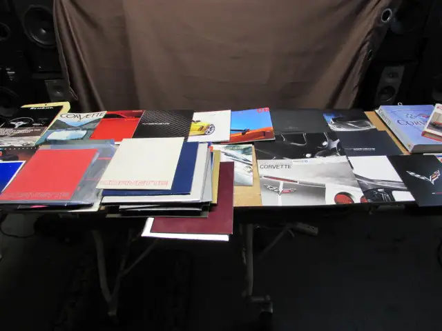 Chevrolet CORVETTE Sales Brochure Collection-from 1975 to 2015 in Magazines in Hamilton - Image 3