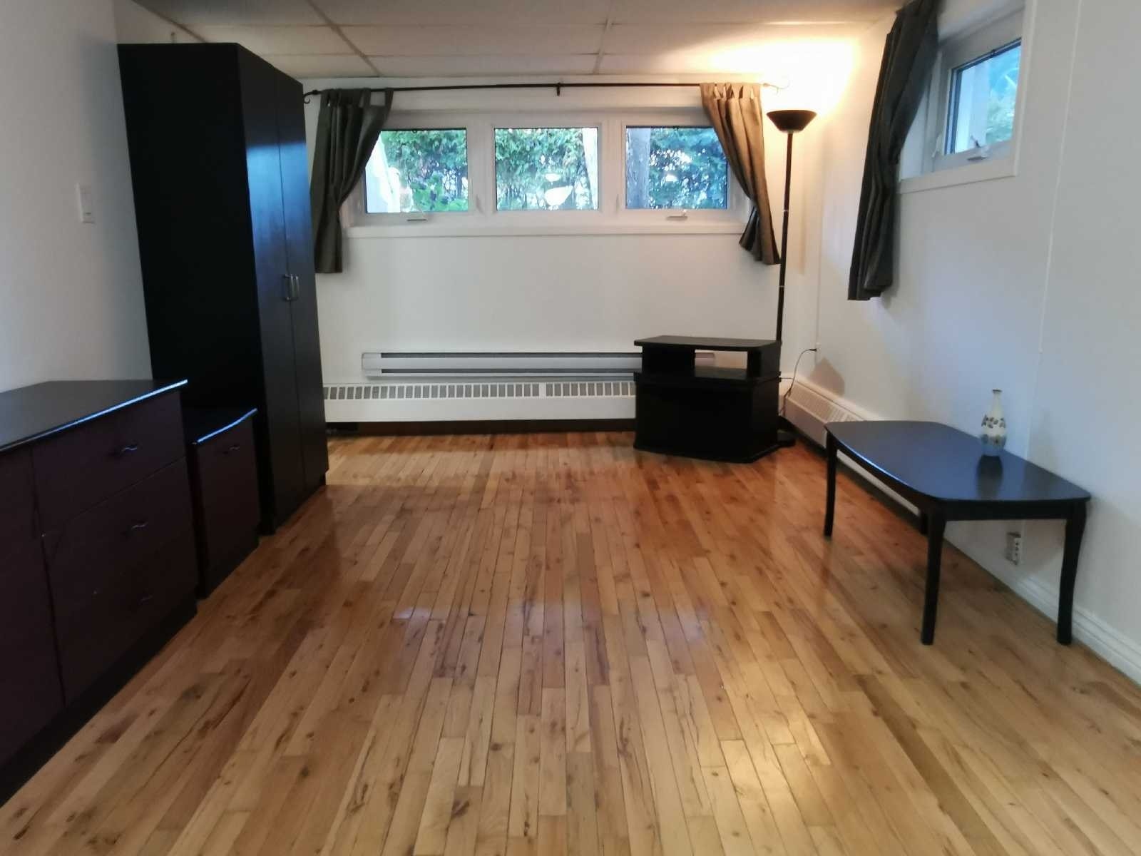 43e Avenue — photo 2