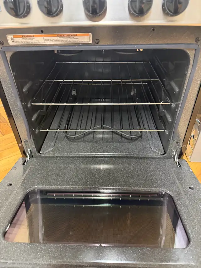  Whirlpool 24 inch stainless steel open box stove in Stoves, Ovens & Ranges in Cambridge - Image 4