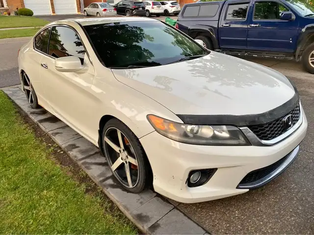 2015 Honda Accord 2 Door V6 **Stick Shift**