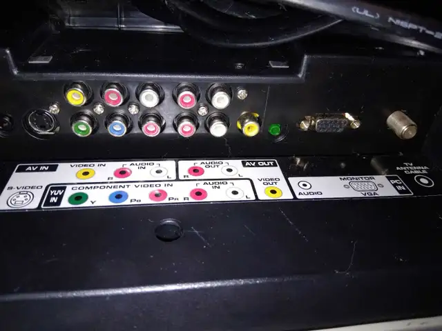 15" LCD TV414907042775050242