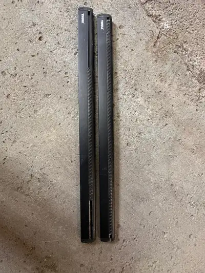 Good condition, 48 inch length (4 FOOT). Fits Nissan Rogue, and similar sized vehicles.