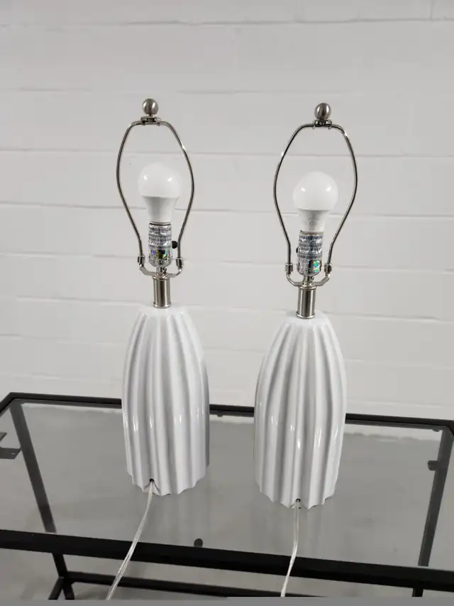 Modern Table Lamps, Set of 2 in Indoor Lighting & Fans in City of Toronto - Image 2
