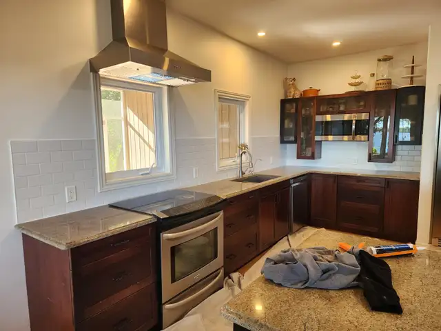 Victoria Tile - by L.A.Kelly in Flooring in Trenton - Image 3