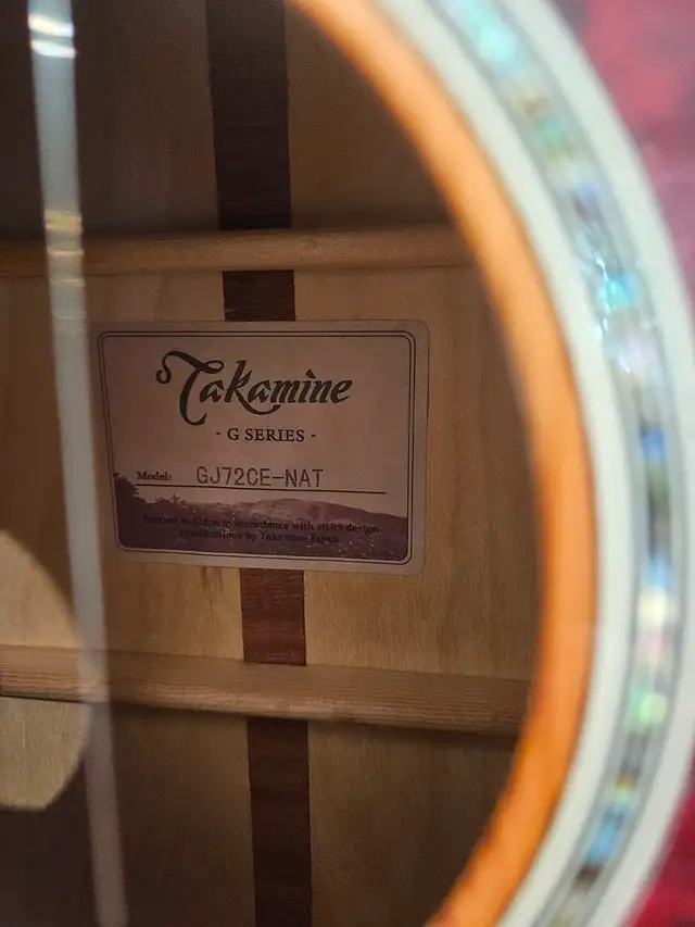 Takamine guitar in Guitars in Hamilton - Image 3