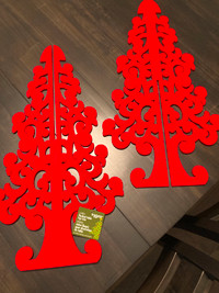 NEW 2-PIECE TABLE-TOP TREE - $9