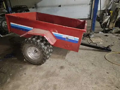 Rare honda trike trailer, really nice shape, no rust, new tires, decals are faded, 780402145four