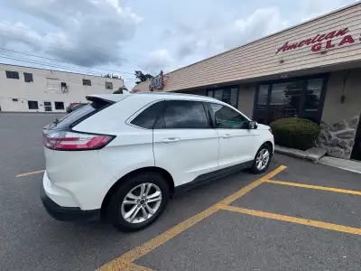 White 2020 Ford Edge, New tires AW $61744 km, Cloth Seats, 4 door, Heated seats, heated steering whe...