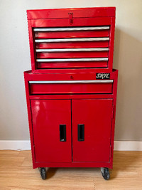 Rolling toolbox and cabinet