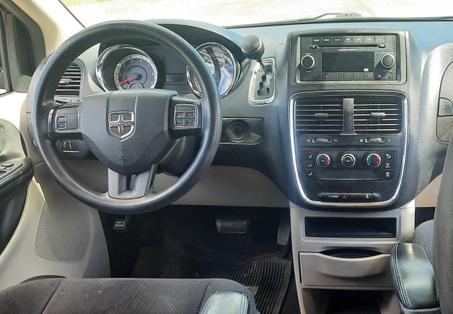 2014 Dodge Grand Caravan SXT Stow&Go avec Towing — photo 5