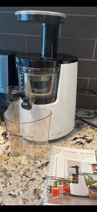Hurom Juicer | Kijiji - Buy, Sell & Save with Canada's #1 Local Classifieds.