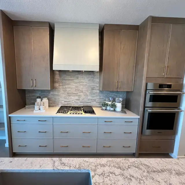 Beautiful New Kitchen,Quartz Countertop - Receive 8 500$ Bonus in Cabinets & Countertops in Calgary - Image 2