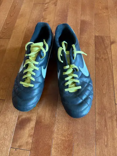 Nike soccer cleats size 11, View more