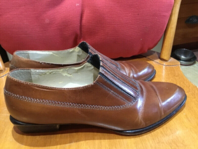 Leather shoes in Women's - Shoes in Kingston - Image 2