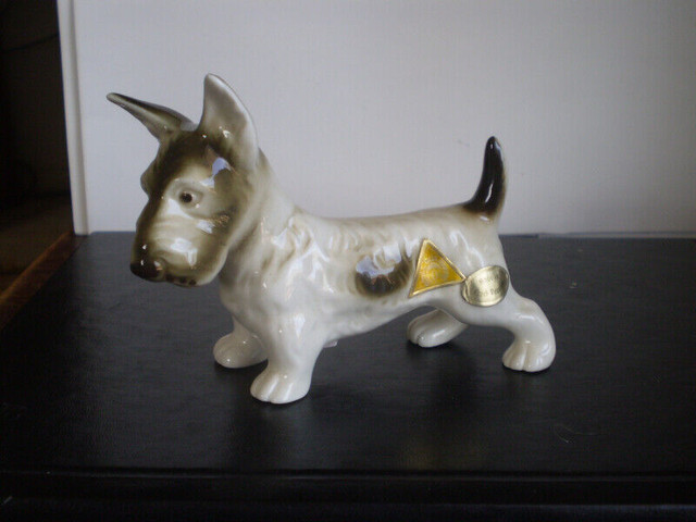 Royal Dux Dog Figurine - " Terrier " - in Arts & Collectibles in Kitchener / Waterloo