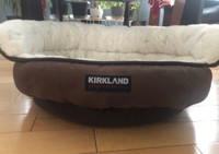 Kirkland small dog bed never been used
