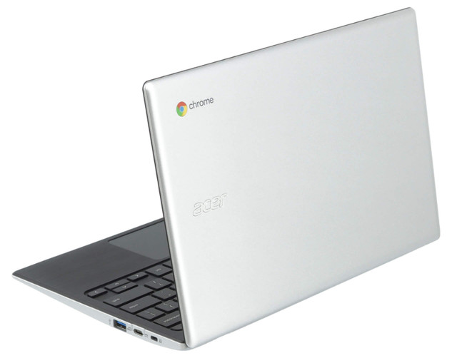 fast Acer Chromebook with free extras in Laptops in City of Toronto - Image 4