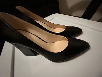 Nine West 3" heel black pumps $45, size 7M black shoes, View more