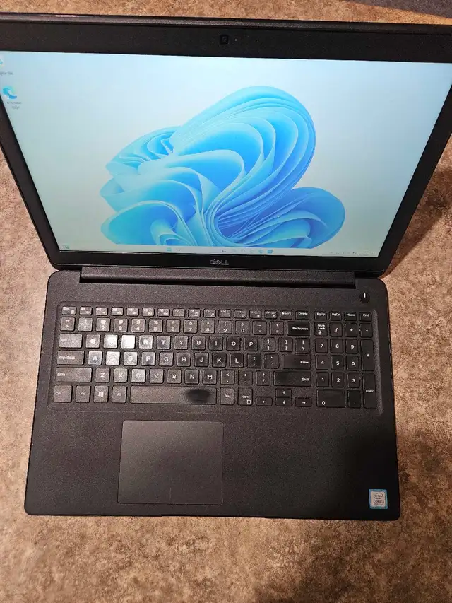 Dell Latitude 3500 15.6" i5-8265U 8GB RAM 256GB SSD in Laptops in Kitchener / Waterloo - Image 3