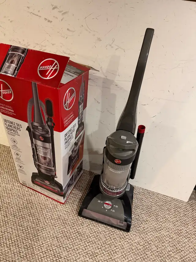 Hoover WindTunnel Vacuum in Vacuums in Winnipeg - Image 3