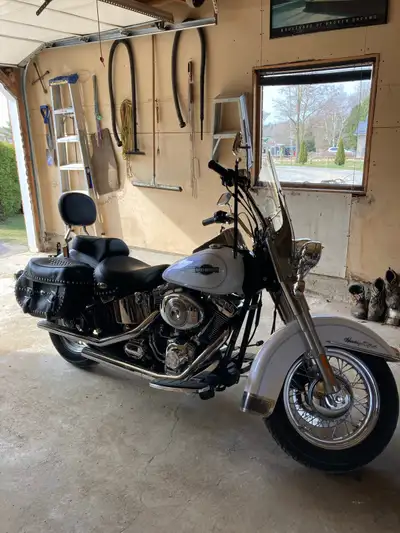 2005 Heritage soft tail Harley Davidson motorcycle 7400kms Excellent condition Second owner Vance an...