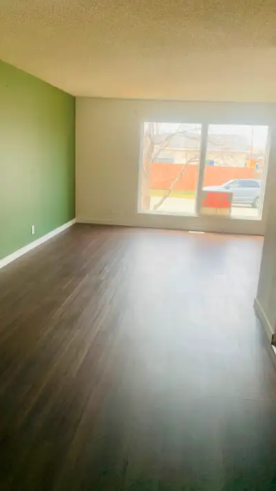 5 bedroom House to rent in applewood