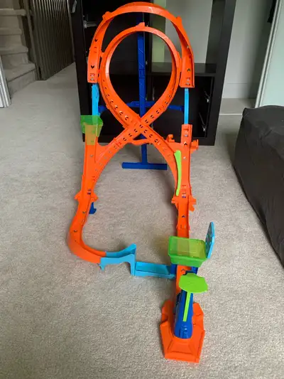 Hot Wheels Figure-8 Track Set, View more