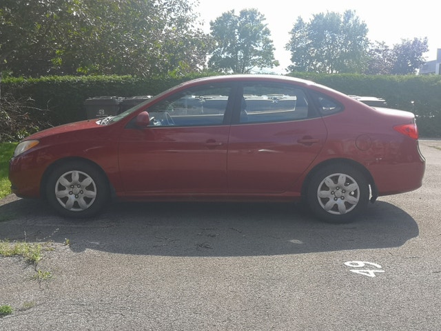 Hyundai Elantra 2010 (Automatique) — photo 3