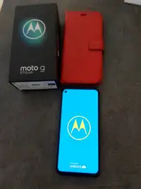 Cellulaire Motorola 4+ 128GB