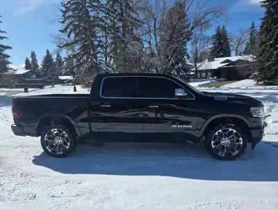 Hello my Dodge Ram 1500 is for sale good truck good tires needs windshield comes fully loaded panora...