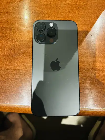 Selling my i phone 14 pro max in good condition nothing wrong with the phone , comes with the box pl...