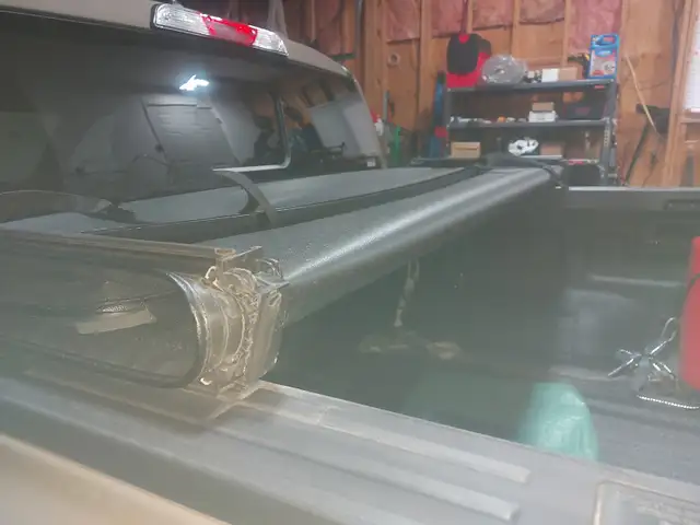 2024-26 Ford Ranger soft Tri Fold bed tonneau cover - 5 foot bed in Other in Peterborough - Image 3