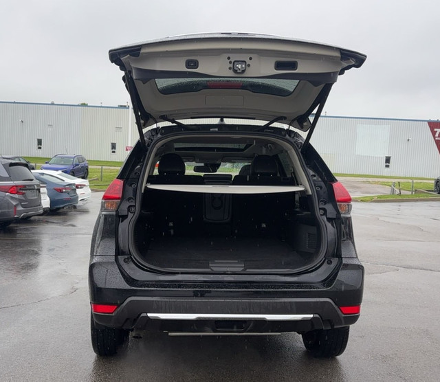 2018 NISSAN ROGUE SL  ***LOADED*** in Cars & Trucks in Markham / York Region - Image 3