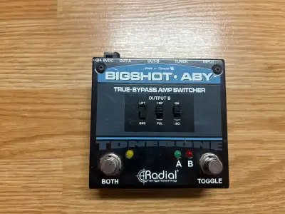 Radial BigShot ABY Amp Switcher Guitar Bass Pedal, View more