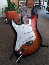 Fender Squier Stratocaster gauchère 