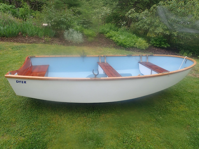 A classic Dyer Dhow dinghy in perfect condition in Sailboats in City of Halifax - Image 2