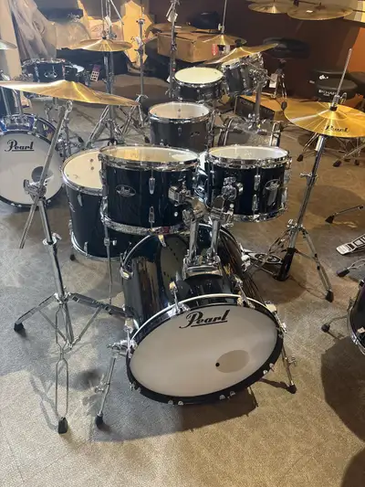 Pearl Roadshow 5pc kit Jet Black, View more