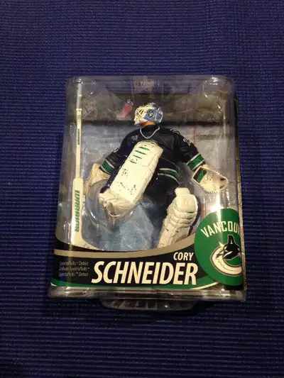 特撮 McFarlane Toys NHL Series 33 Cory Schneider Vancouver Canucks Action Figure McFarlane Toys NHL Vancouver Canucks Sports Hockey Hockey