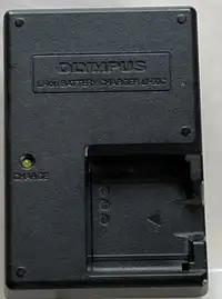 OLYMPUS Battery Charger LI-50CBB
