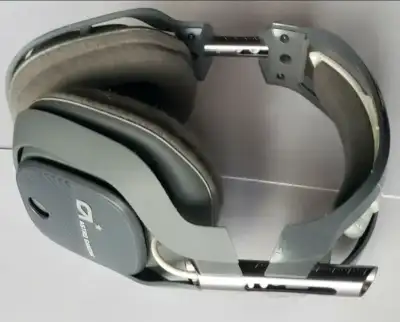 Astro A40 TR Surround sound Gaming Headphones Earphones《 Without Mixamp 》 • Tuned for Gaming with AS...