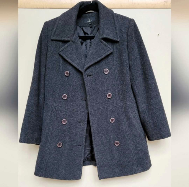 Ladies Pea Coat, Size Small in Women's - Tops & Outerwear in Mississauga / Peel Region