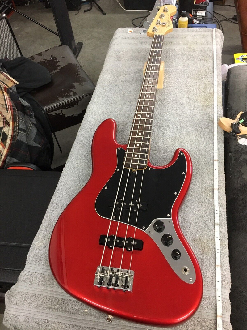 2004 Fender USA Jazz Bass for sale  