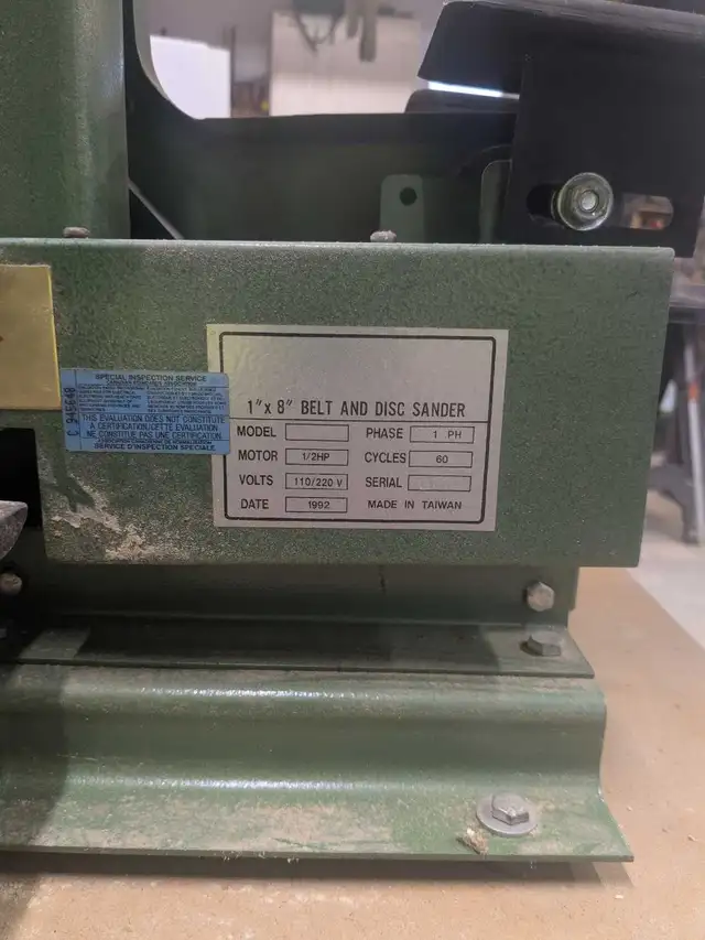 Two scroll saws and belt / disc sander in Power Tools in Napanee - Image 3